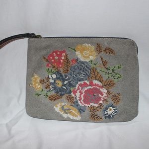 Patricia Nash wristlet